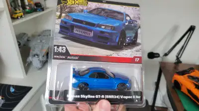 Hot Wheels 1:43 Nissan Skyline R34 GT-R, View more