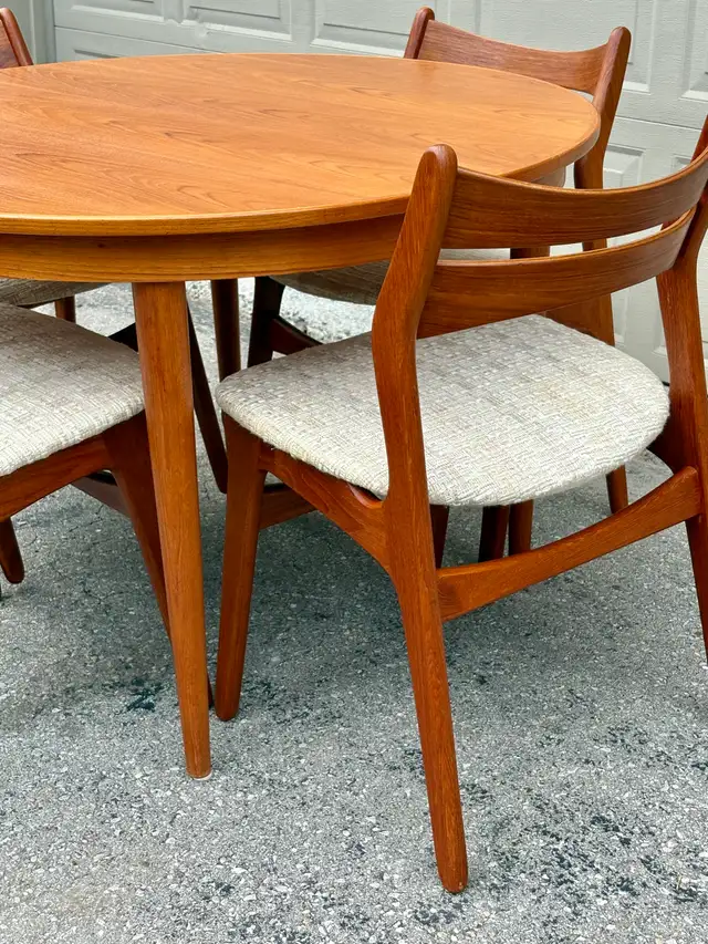 Teak Vintage Mid Century Modern Dining Chairs  in Dining Tables & Sets in Oshawa / Durham Region - Image 10