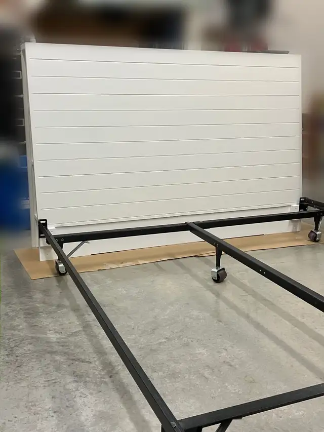 *BAISSE DE PRIX* Base de lit avec rangement in Beds & Mattresses in Sherbrooke - Image 5