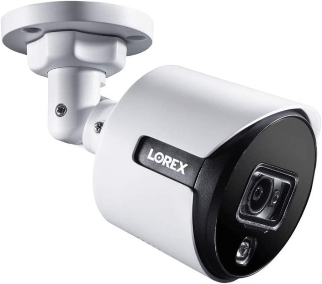 Lorex 4K Active Deterrence Security Bullet Camera in Cameras & Camcorders in Windsor Region - Image 3