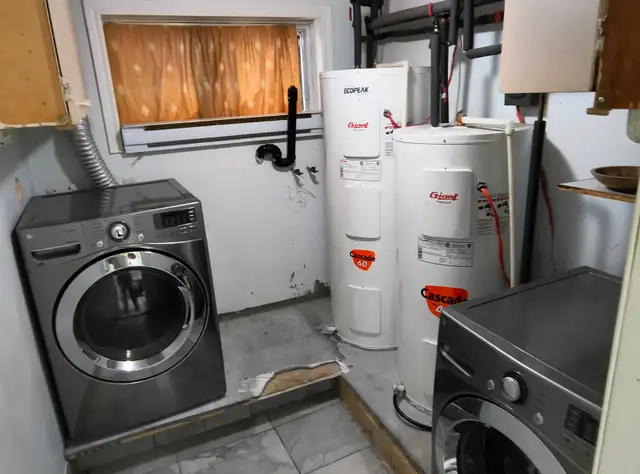 Grand 6-1/2 sur 2 étages, 2 salles de bain dans Parc-Extention in Long Term Rentals in City of Montréal - Image 24