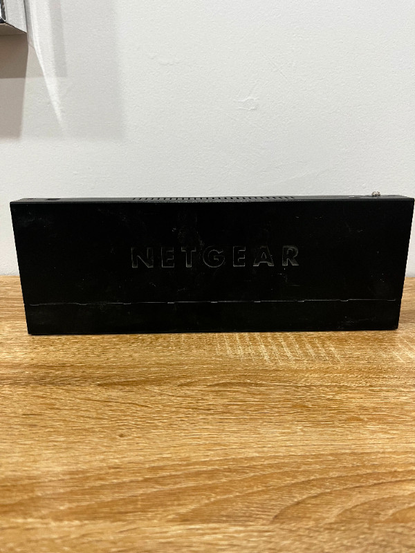 NETGEAR 16-port gigabit Ethernet in Networking in City of Toronto - Image 3