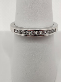 14k White Gold 10 Diamond Band Ring w/Appraisal
