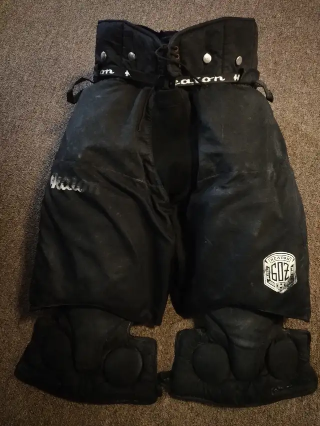 Adult Ice Hockey Goalie equipment for sale in Hockey in Mississauga / Peel Region - Image 8