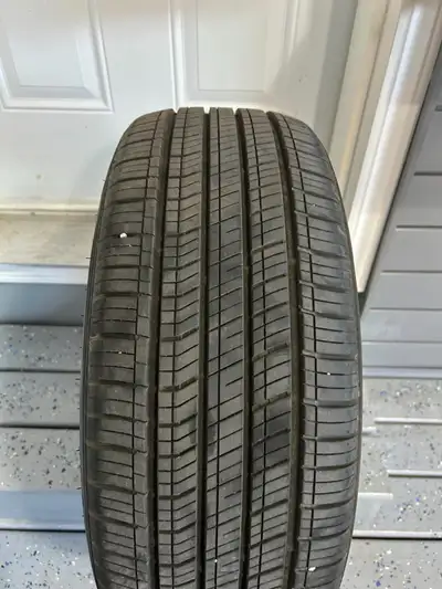 4 Kumho Majesty tires 235/45/19. Almost brand new, less than 1900 Km, bills to prove. The tires are...