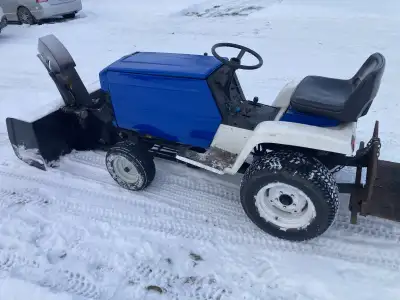 tracteur souffleur Ford lgt165 très bonne condition, View more