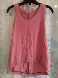 Small Camisole tank top (Salmon pink /rose saumon)