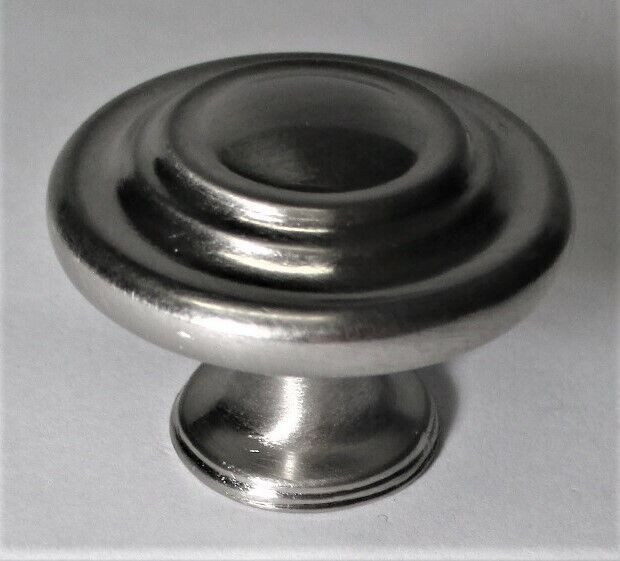 15 Sets Harmon D.1.3" Satin Nickel Oversized Round Cabinet Knob in Cabinets & Countertops in Stratford