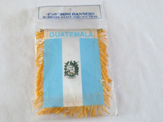 Guatemala Mini Banner in Other in Oakville / Halton Region