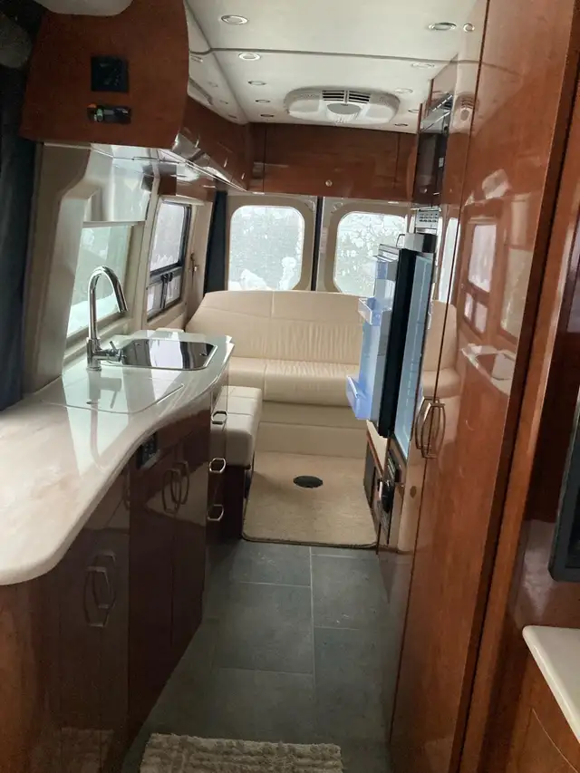  Mercedes pleasureway Fl in RVs & Motorhomes in Owen Sound - Image 8