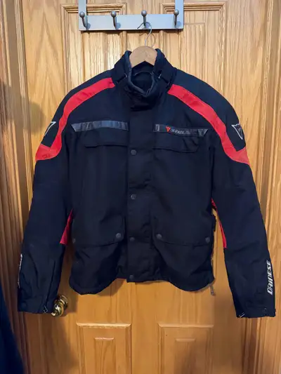 Selling a Dainese Gore-Tex Motorcycle riding jacket. Size 52 (about a medium). In nice shape with no...