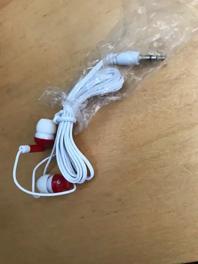 Earbuds - Brand new, View more