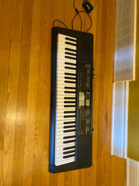 Casio CTK-2400 Piano Keyboard