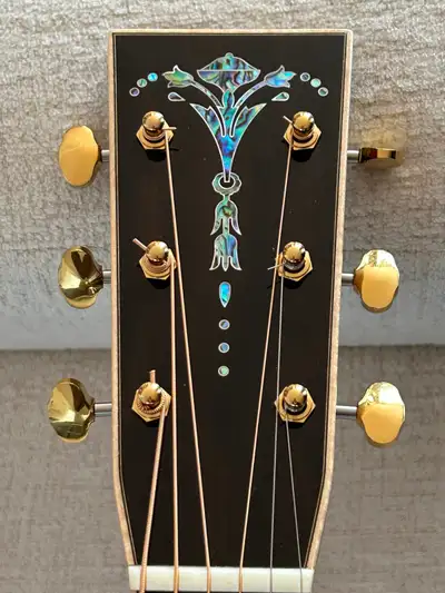Martin 000-42 Modern Deluxe, View more