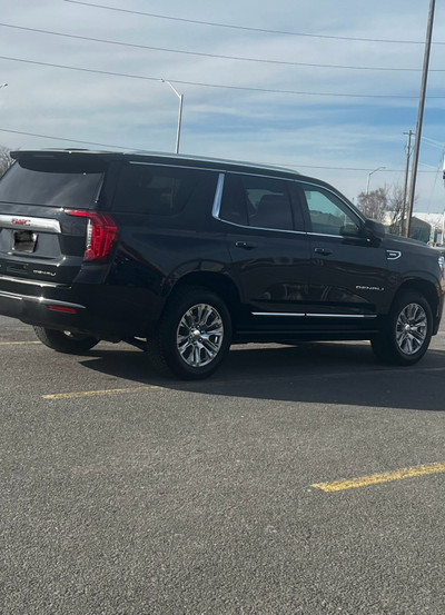 Yukon GMC Denali 2022 ONLY 22km!!