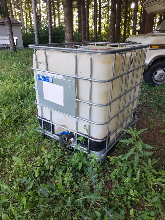 ICB totes in Other in Owen Sound - Image 2