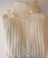 Brooks Brothers wool/cashmere cable knit sweater
