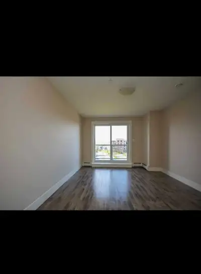 Shared room for rent