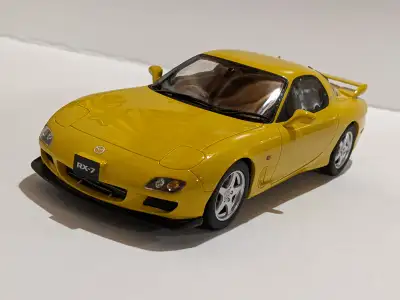 Otto 1/18 1999 Mazda RX-7 Type-R FD in yellow. This model was produced in a limited quantity of only...