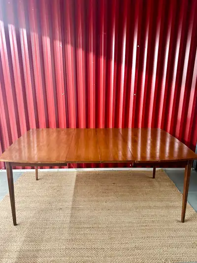 MCM Walnut Extendable Dining Table This table is in good vintage condition. The table is made from w...