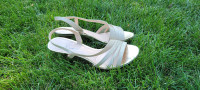 Womens Gold Sparkly Heels -  Size 7.5