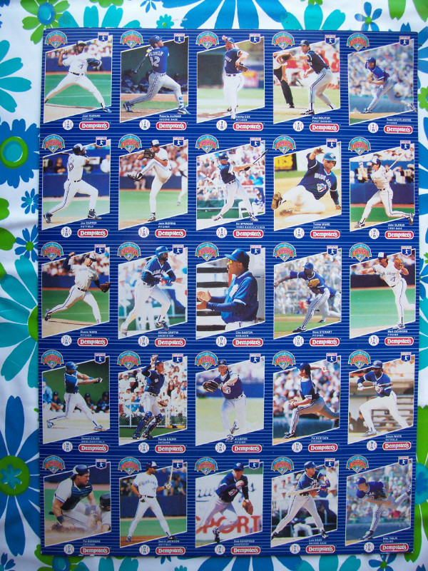 Dempster's Toronto Blue Jays 1993 uncut baseball card sheet in Arts & Collectibles in Trenton - Image 3