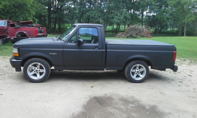 1996 F150 reg cab short box in Cars & Trucks in London - Image 3