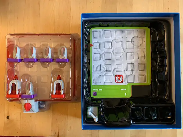 Laser Maze Junior - fun game for kids to play on their own in Toys & Games in City of Toronto - Image 3