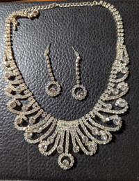 NEW Wedding Jewelry Sets Earrings Round Crystal Necklace Set