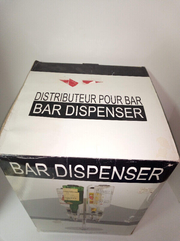 Bar Caddy Dispenser 4 Bottle Rotating New in Box in Kitchen & Dining Wares in Winnipeg - Image 4