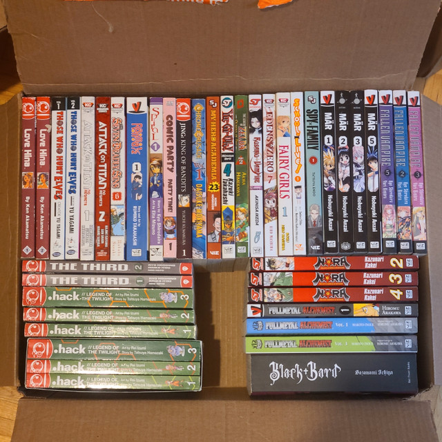 Massive Manga Clearout! (See all photos) in Comics & Graphic Novels in Mississauga / Peel Region - Image 3