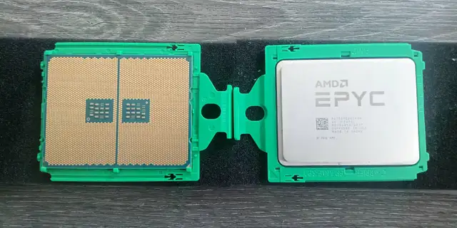 Unlocked AMD EPYC 7551 CPU 32 cores 2.0 GHz SP3 Up to 3.0GHz Ser in General Electronics in City of Montréal - Image 2