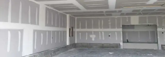 Drywall taping, finishing, plastering,  mudding, stucco removal in Drywall & Stucco Removal in Oakville / Halton Region - Image 3