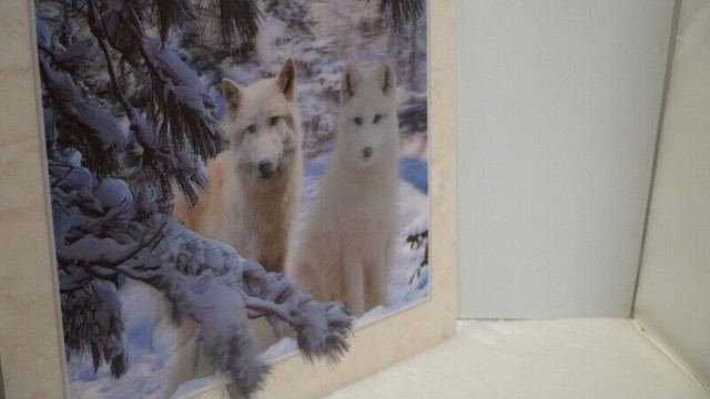 Wolf Holographic Picture in Arts & Collectibles in Mississauga / Peel Region - Image 2