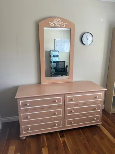 Like new solid wood 6 drawer dresser with mirror & end table, View more