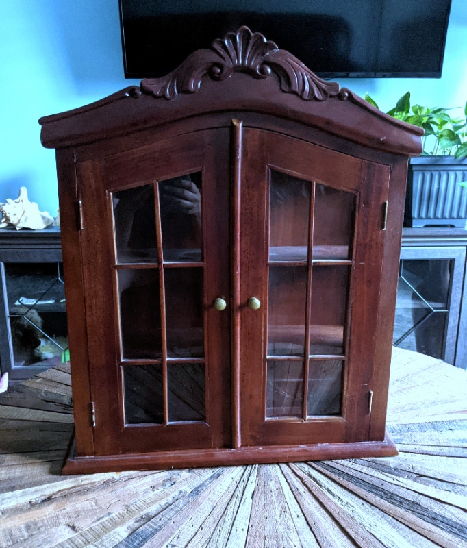 Solid Wood Wall Mounted Display Hutches & Display