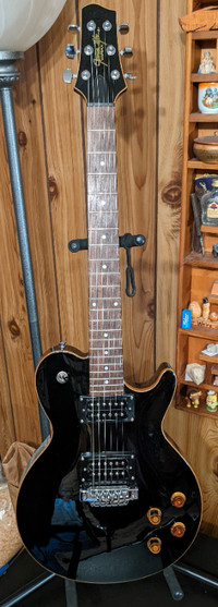 Variax guitar model JTV-59 James Tyler Line 6