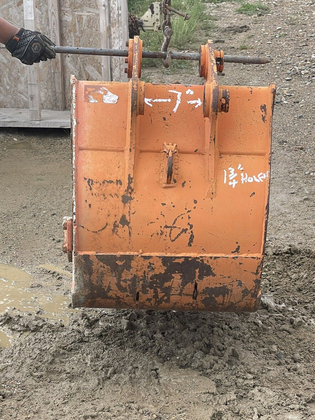 Digging bucket, 4 in Other in Prince Albert - Image 4