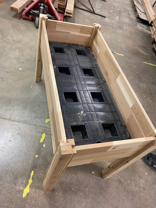 Cedar Planters Outdoor Décor Winnipeg Kijiji