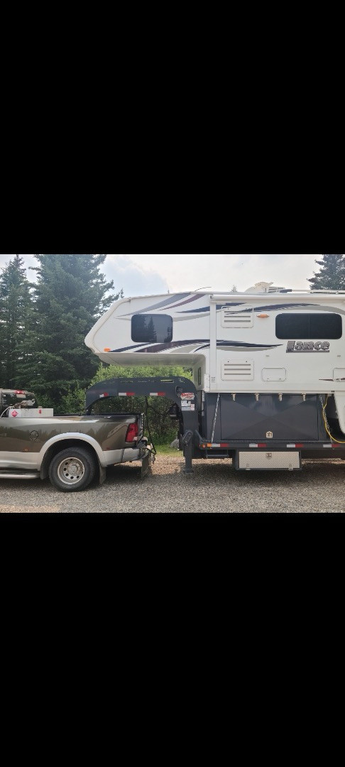 Custom Camper Toy Hauler in Travel Trailers & Campers in Red Deer - Image 4