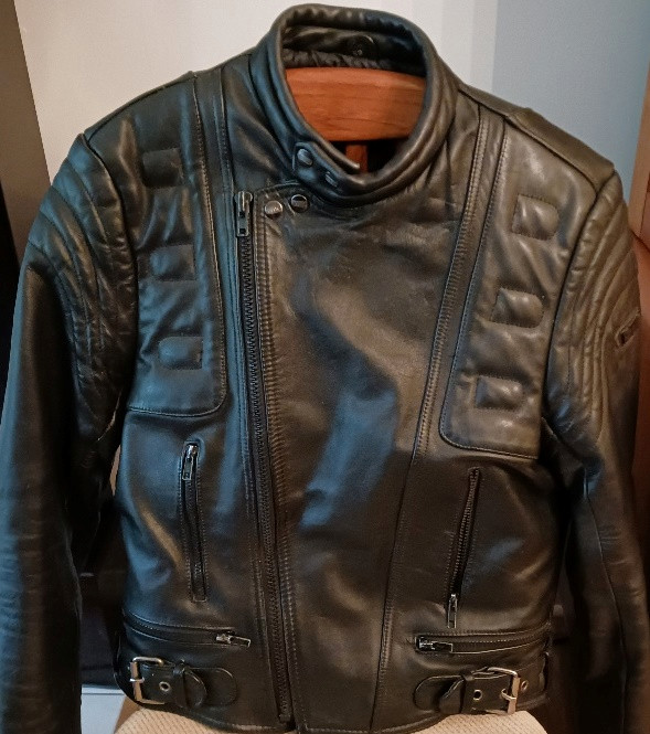 Men's Echt Leder (Leather) Biker Jacket (Roberg) - For Sale in Men's in Campbell River - Image 2