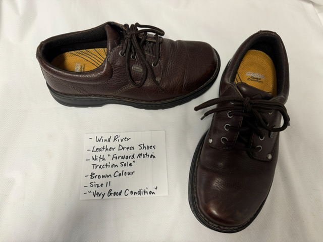MENS' HIKING AND DRESS SHOES, SIZE 11, "LIKE NEW" in Men's Shoes in Medicine Hat - Image 4