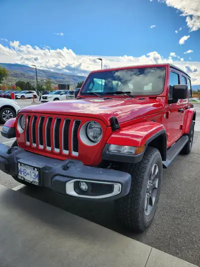 This 2021 Jeep Wrangler Sahara Unlimited is in excellent condition with only 23,648 km on the odomet...