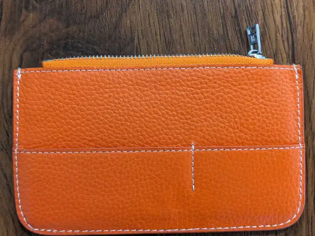 Hermés wallet in Other in Gatineau - Image 4
