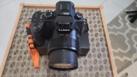 Panasonic Lumix DMC- FZ1000 bridge camera,mint,with bonuses