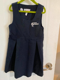 Uniforme Garderie Academie Montessori du Grand Montréal- Uniform