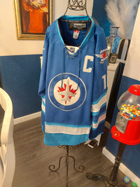winnipeg jets heritage jersey in Winnipeg - Kijiji Canada