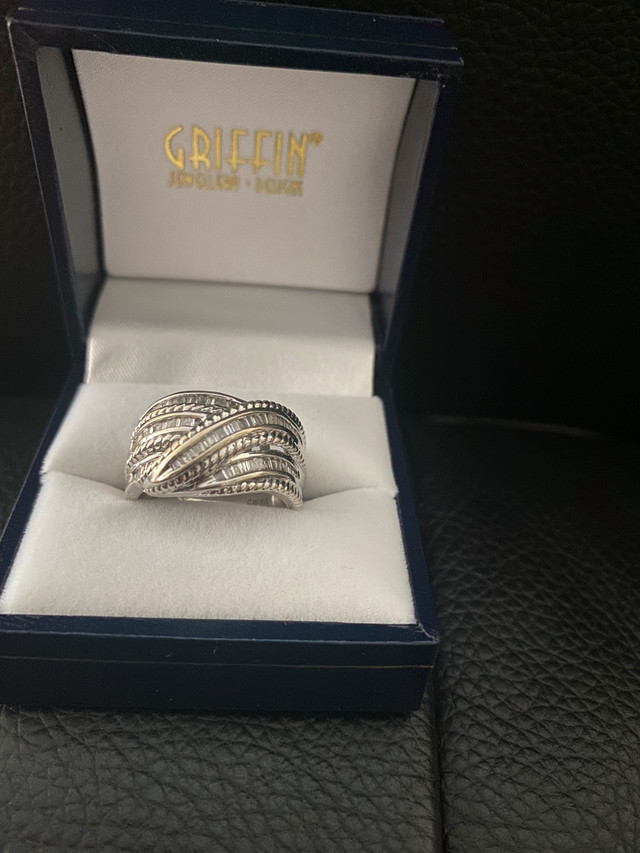 14 k white gold in Jewellery & Watches in St. Catharines