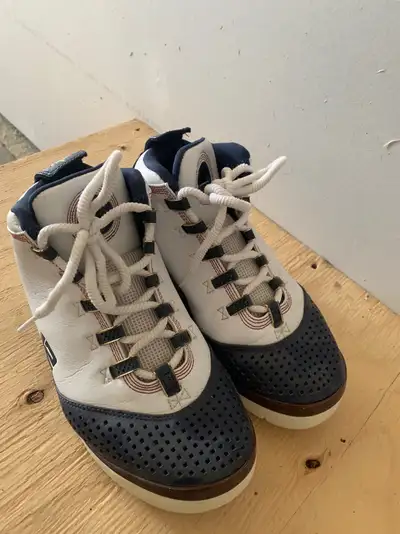 Nike Men' Shoes size 8, View more