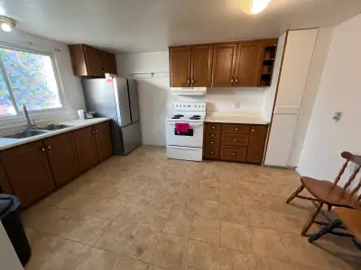 Available from July 1 . No Smoking no pet. 6 rooms, 2 washroom, 2 shower. Central AC, central heatin...